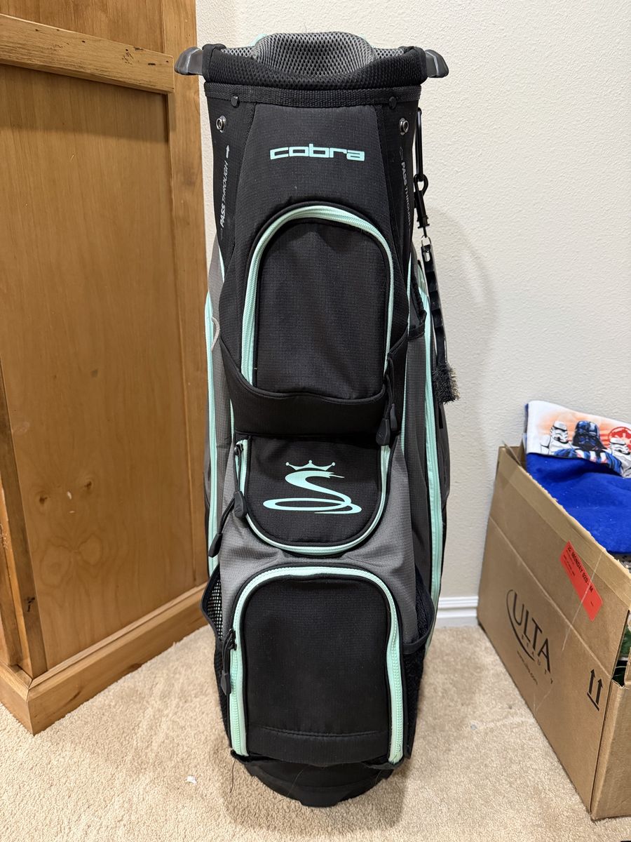 Cobra Golf Bag