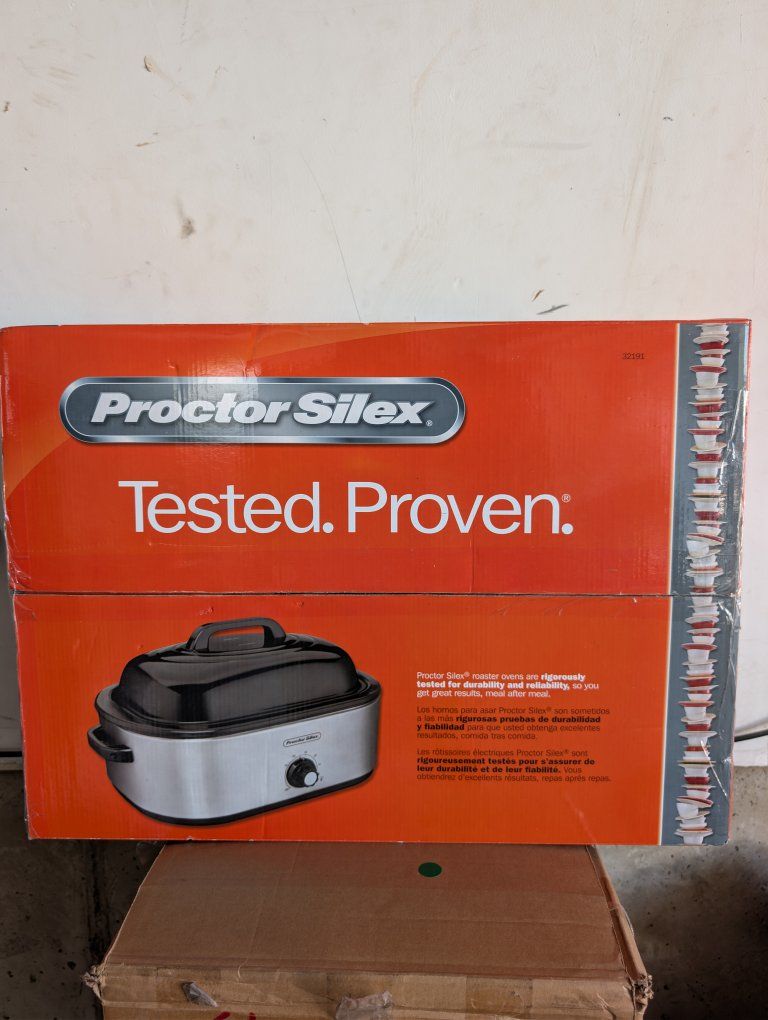 Proctor Silex 32211 18-Quart Electric Roaster Oven with Self-Basting Lid, Black