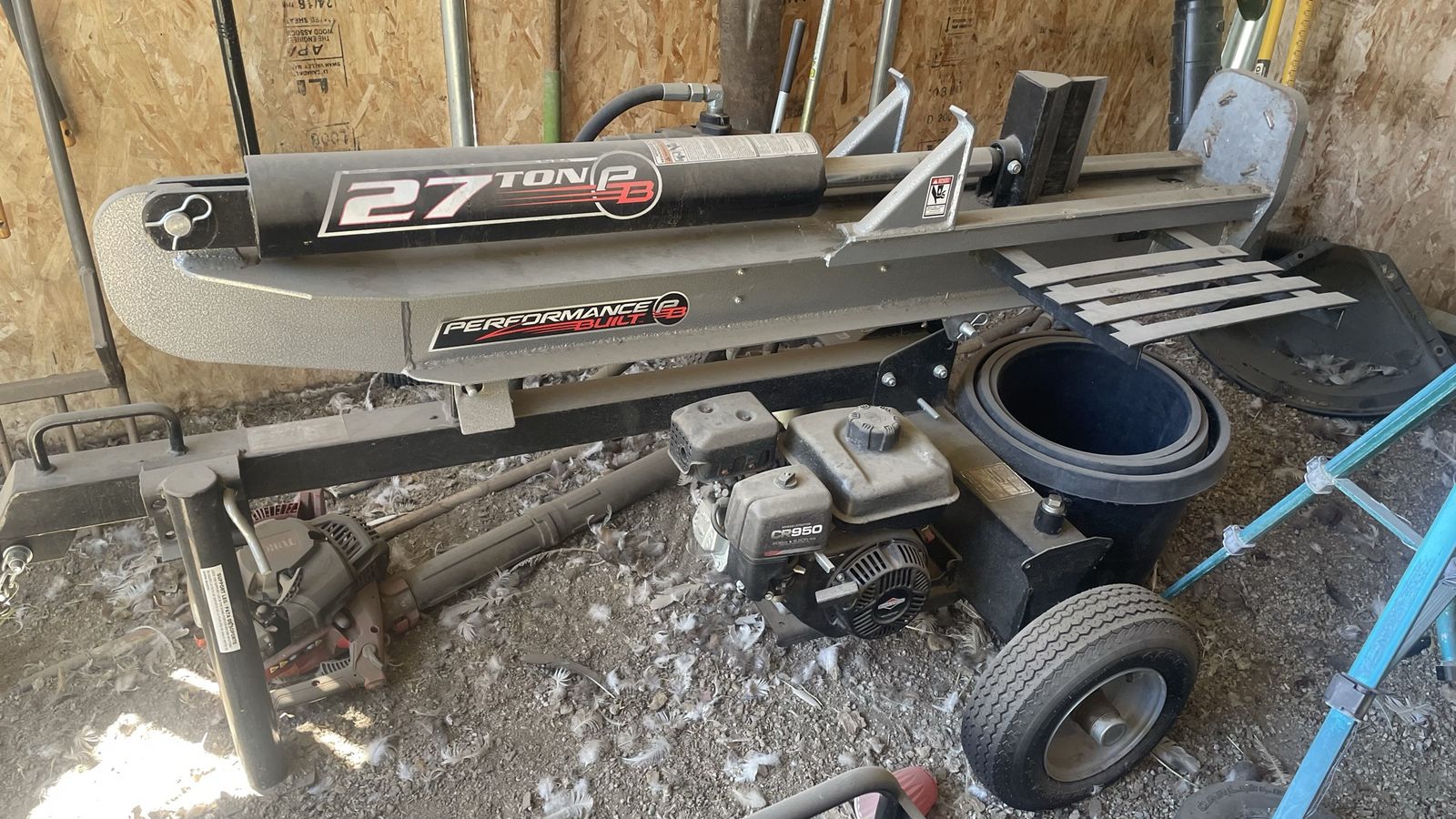 27 ton log splitter