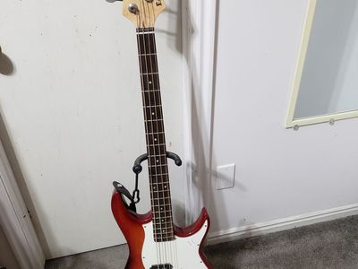 Fullerton electric bass