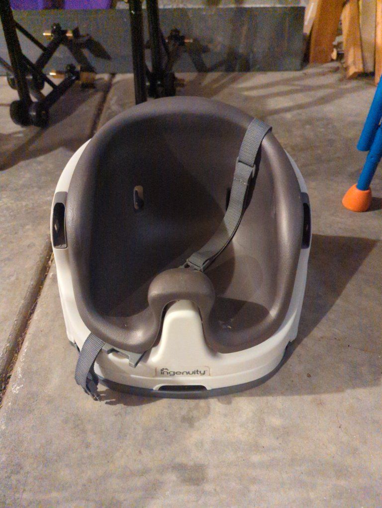 Ingenuity Baby Base 2-in-1 Seat with Tray - Gray/White, Infant Booster Chair