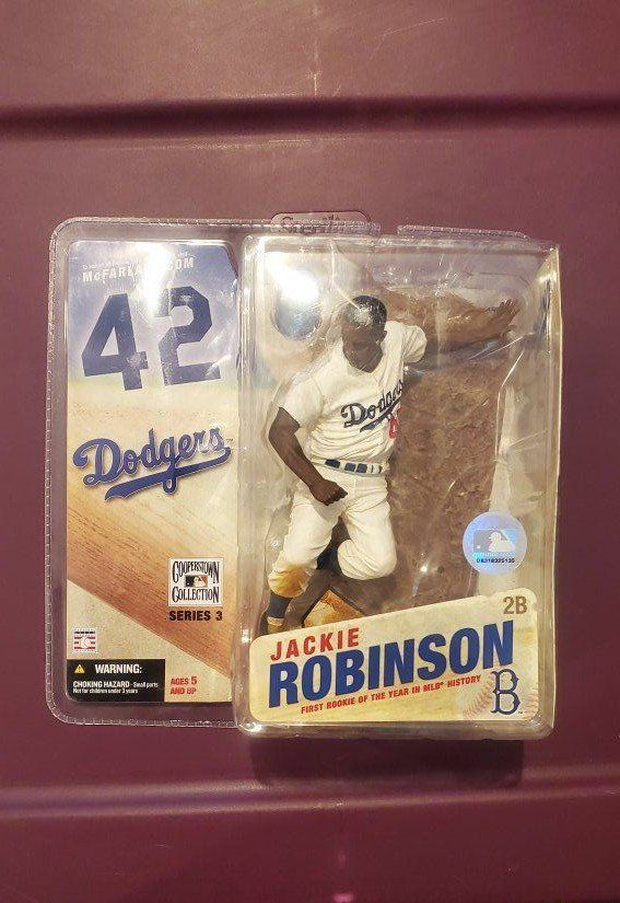 Jackie Robinson action Figure