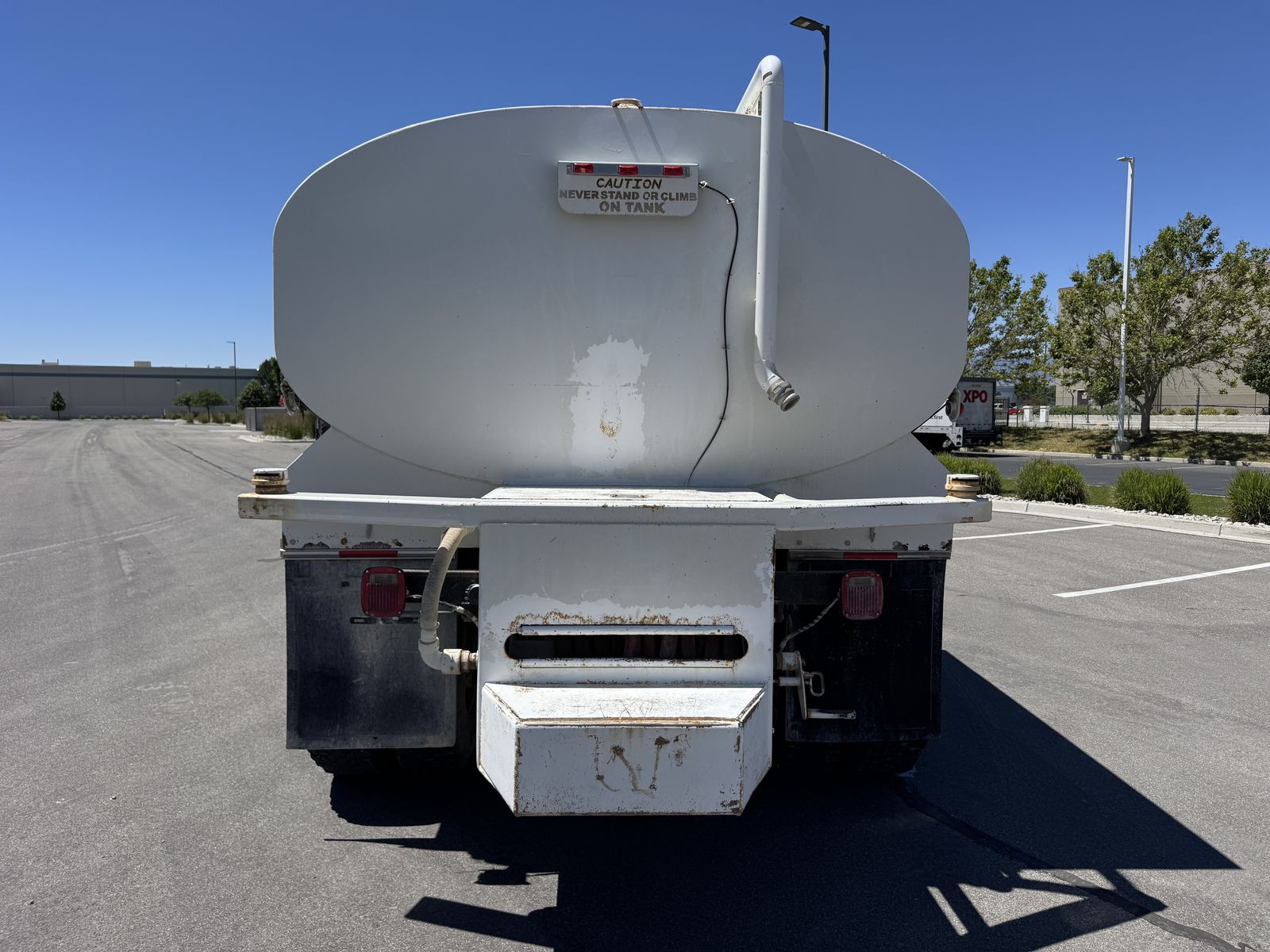 Main image 6