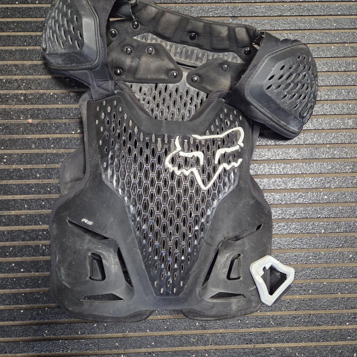 Fox F3 chest protector