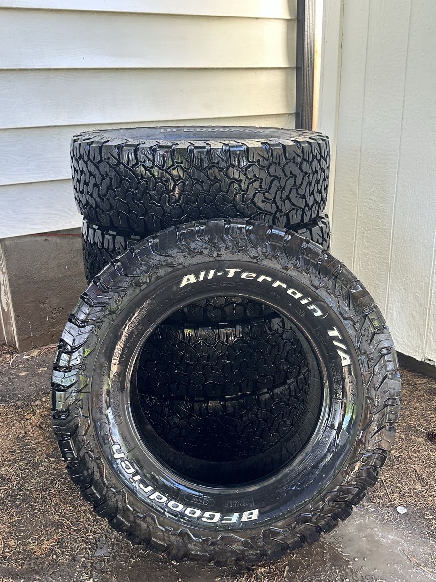 BFGoodrich All-Terrain T/A KO2 Tires - Set of 5 - size 275/70R18 (33")
