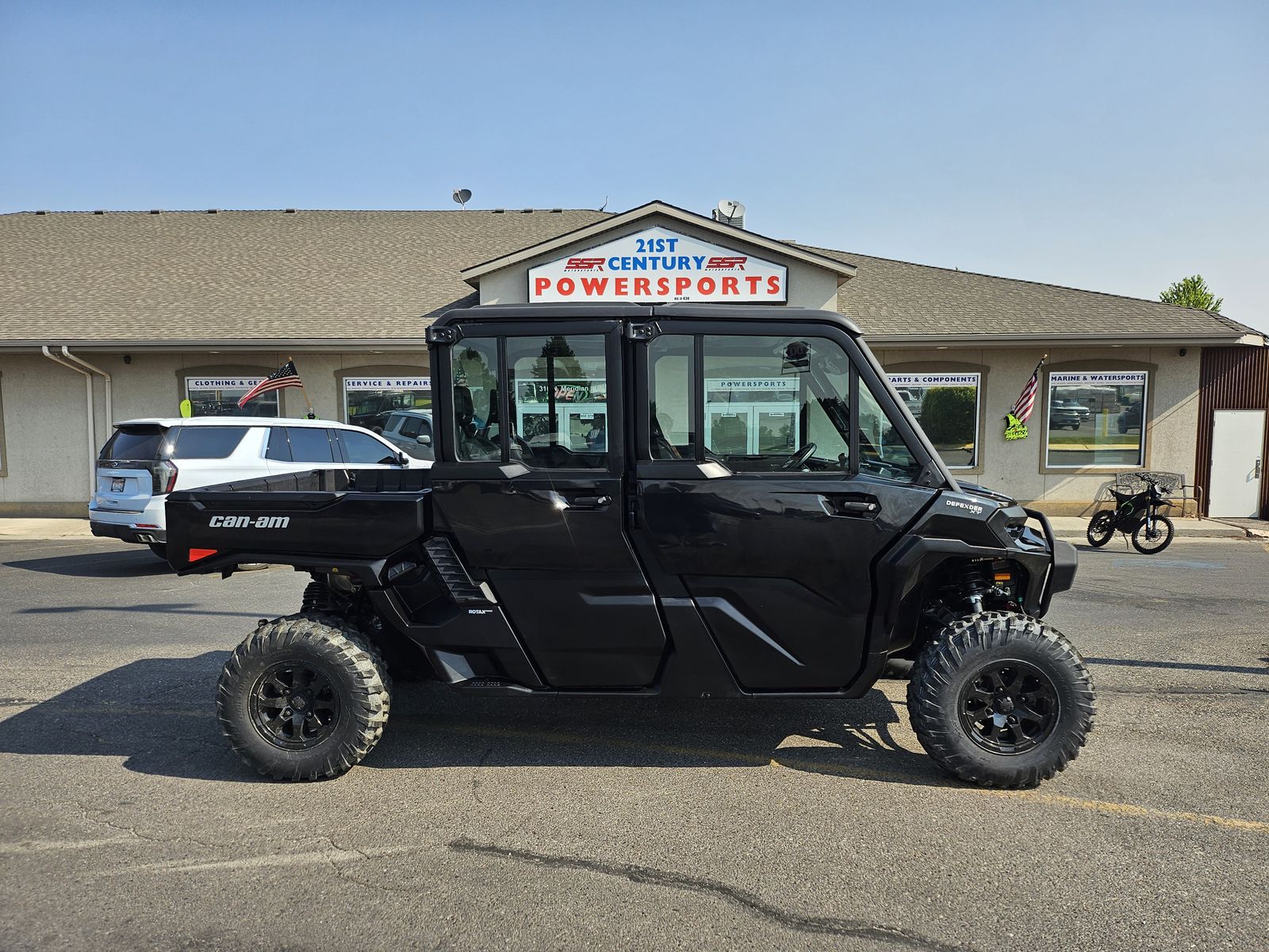 2026 Can-Am Defender MAX XT CAB HD11 SxS UTV