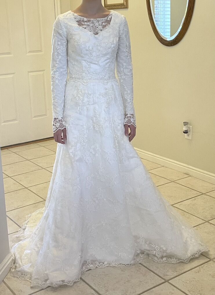 Lace Wedding Dress