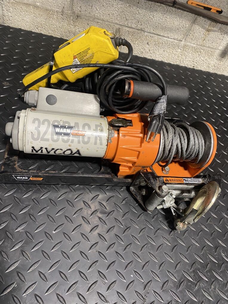 Winch Warn 3200AC-R