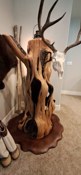 Attn Hunters - Large Pedestal Trophy Mount Hollowed out Log