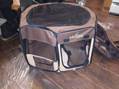 Zampa outside dog or cat cagee