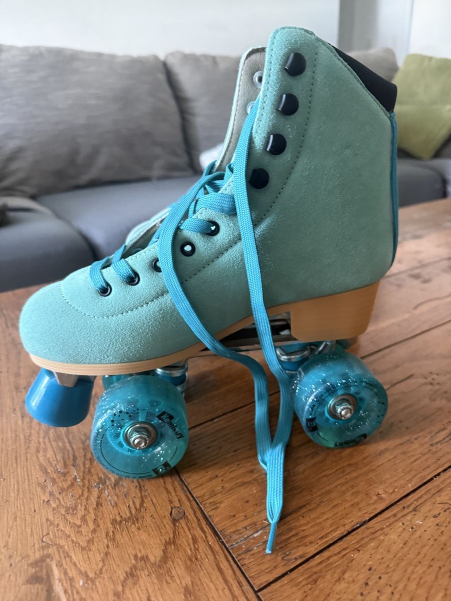 Candi Grl Teal Suede Roller Skates with Glitter Wheels