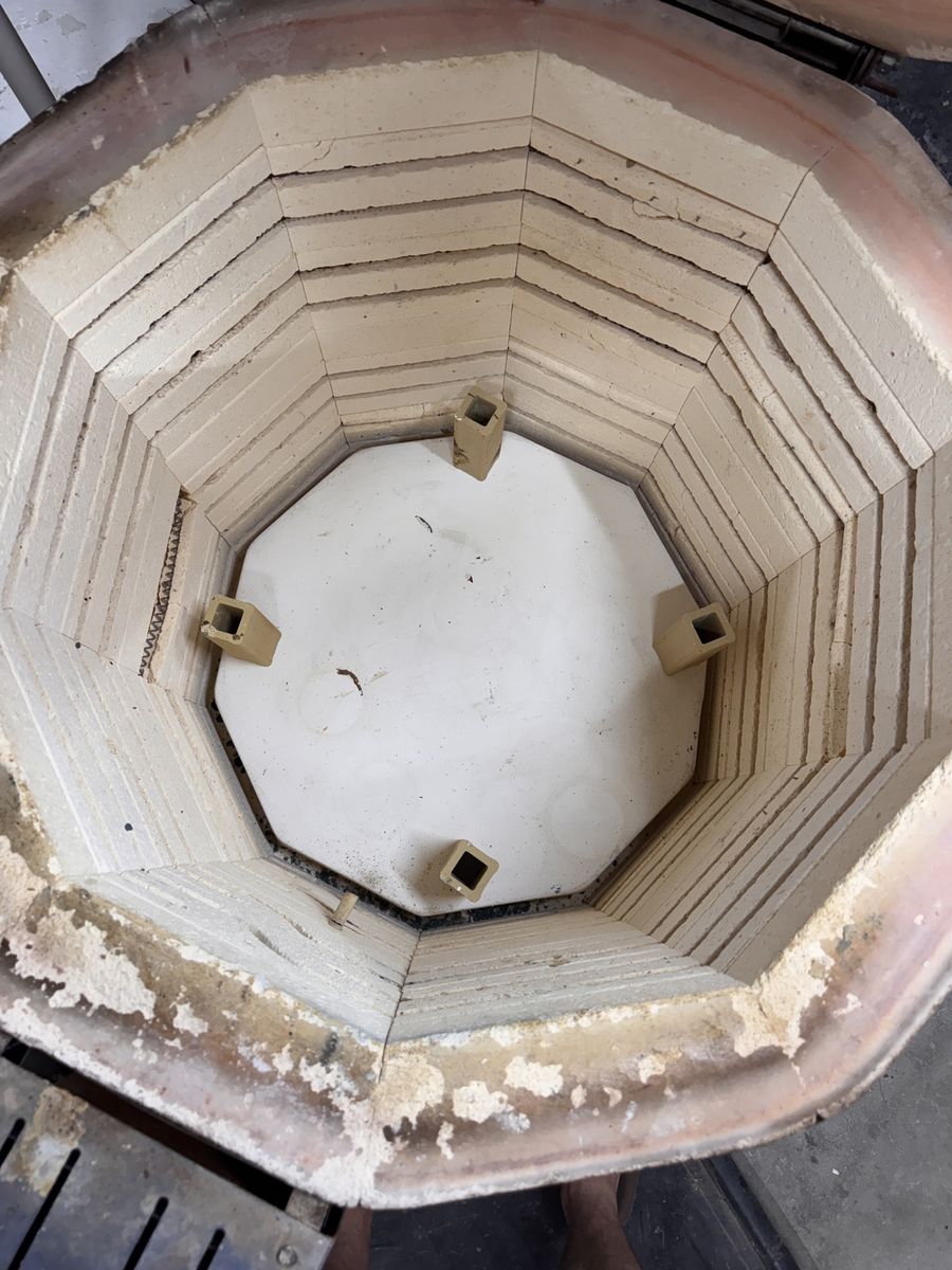 Main image 3
