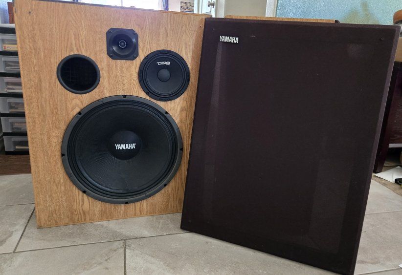 Yamaha S115MT-OAK Club Concert DJ Speakers 400W 3-WAY 8ohm Powerful Clean Sound Passive