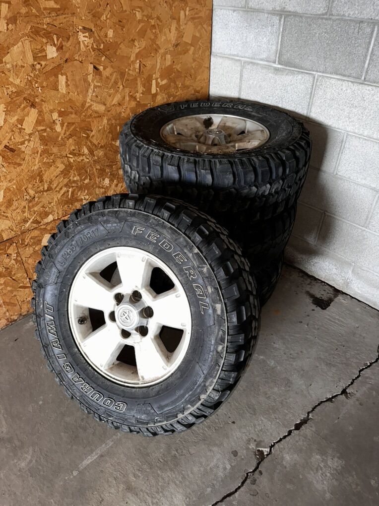 (4) OEM Tacoma Wheels