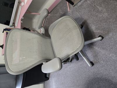 Herman Miller Aeron Chair