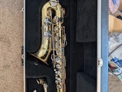 Selmer Tenor Saxophone Sax with Warranty
