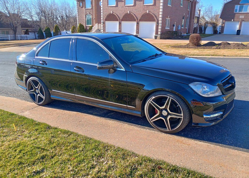 2012 Mercedes-Benz C-Class 