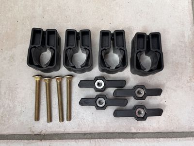 Yakima 5/16 Bolts Wingnuts Round Square Bar Rack