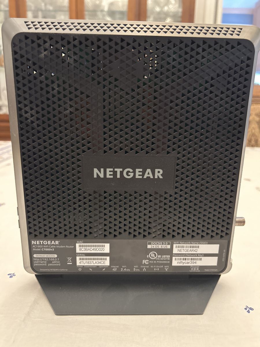 NETGEAR C7000v2 AC1900 WiFi Cable Modem Router - DOCSIS 3.0, Dual-Band