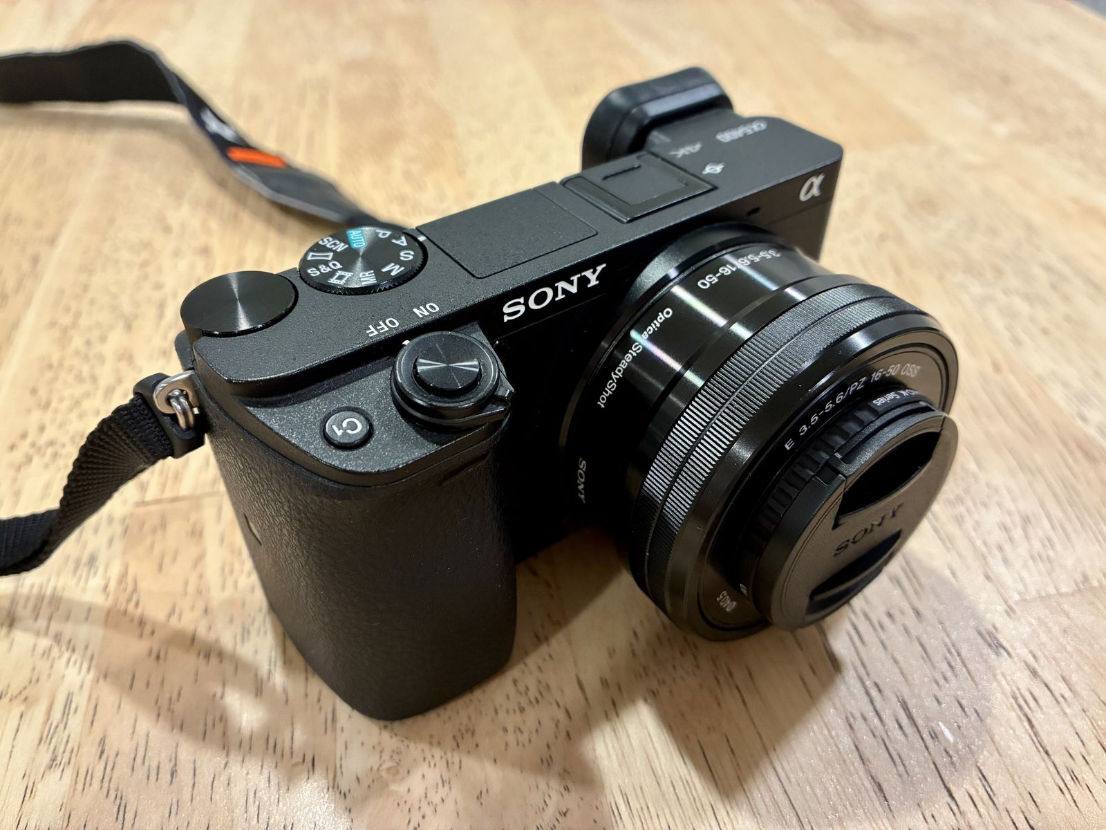 Sony A6400 with 16x50mm lens