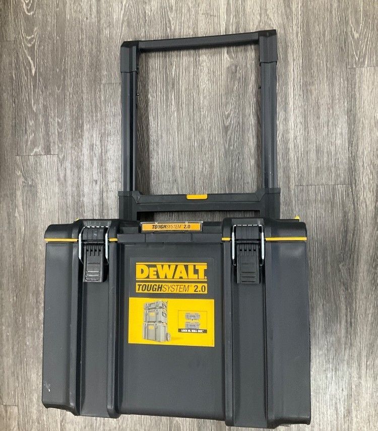 DEWALT TOUGH SYSTEMS 2.0 ROLLING TOOLBOX