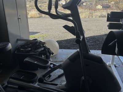 Elliptical machine