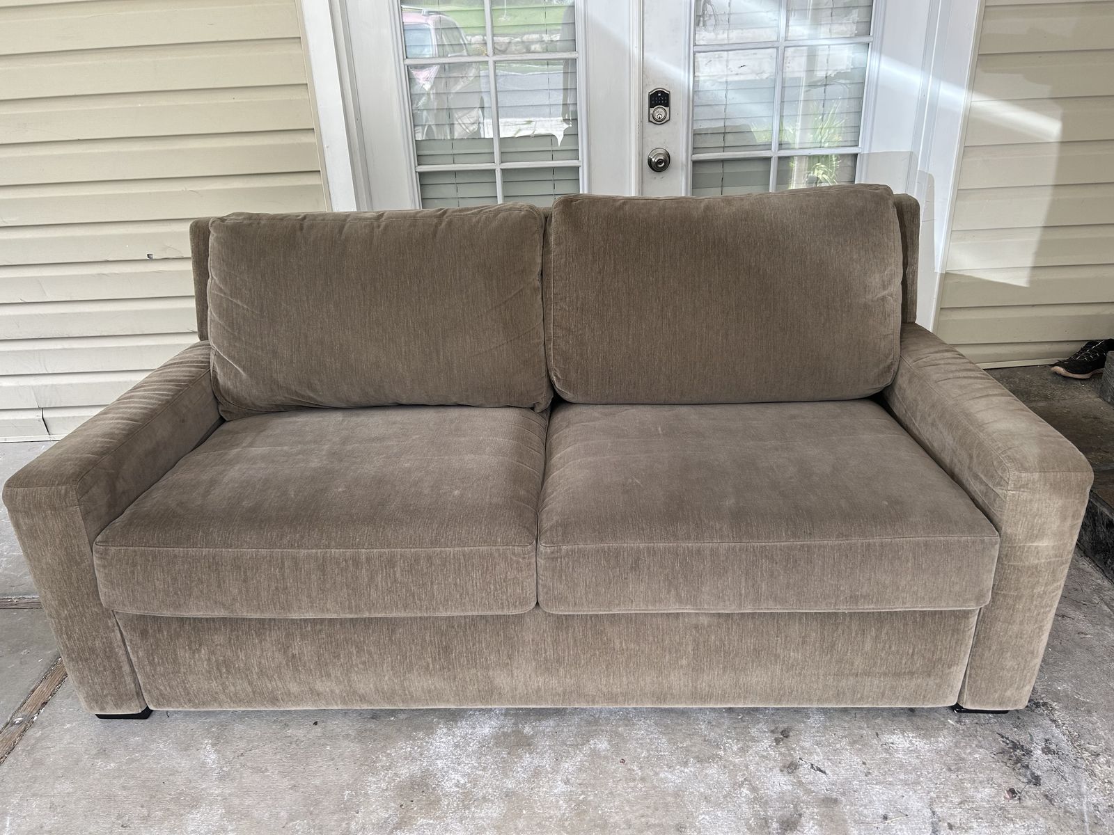 *Free Delivery* Two Seater Couch Queen Size Pullout Bed