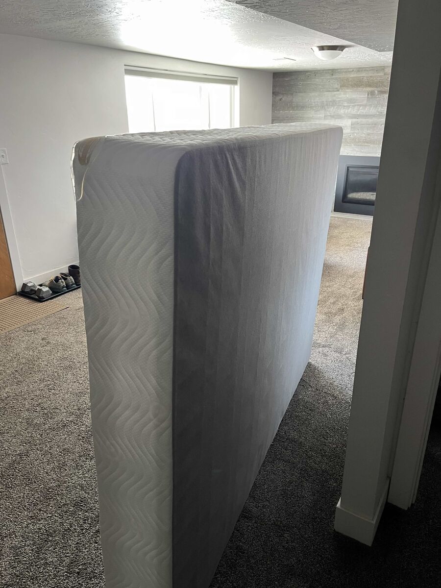 Simmons queen size box spring and a metal frame