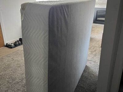 Simmons queen size box spring and a metal frame