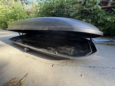 Yakima Carbonite Cargo Box Roof Top Carrier Storage