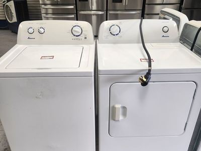 Amana White Electric Washer and Dryer Set