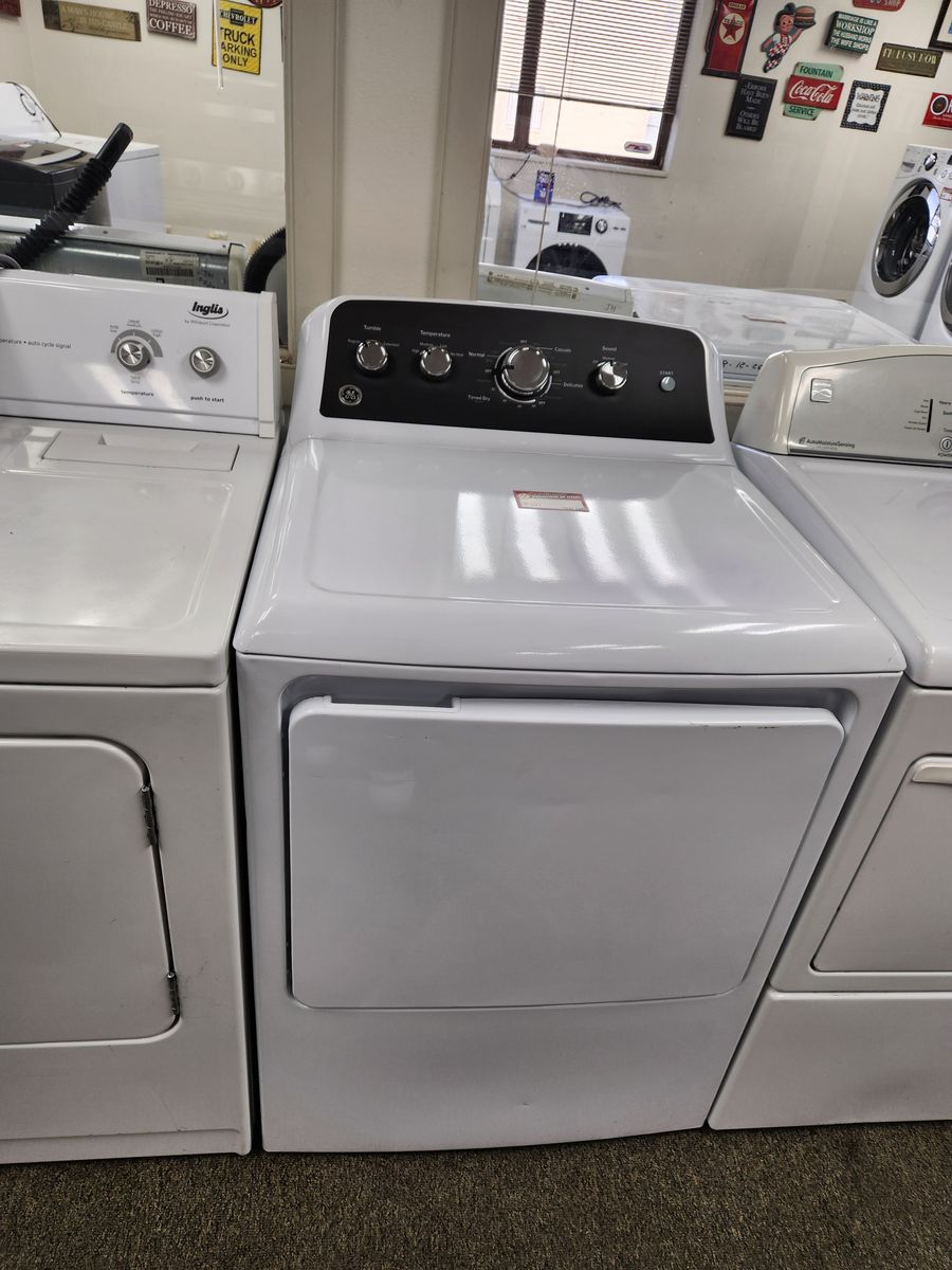 Beautiful GE White Electric Dryer