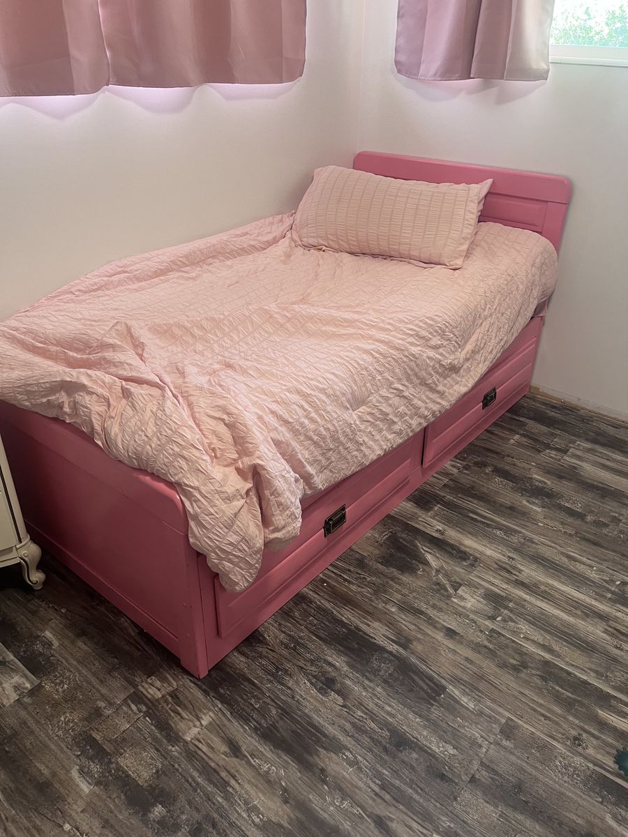 Twin Pink Wooden Bed Frame W/storage Drawers
