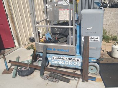 Genie GR20 Man Lift