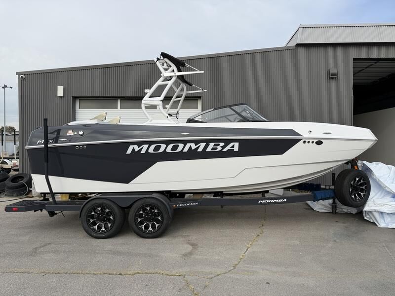 2025 Moomba Max