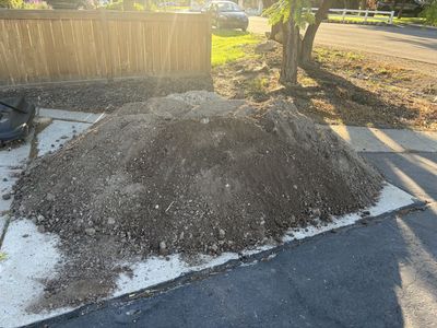 Free Dirt in Holladay