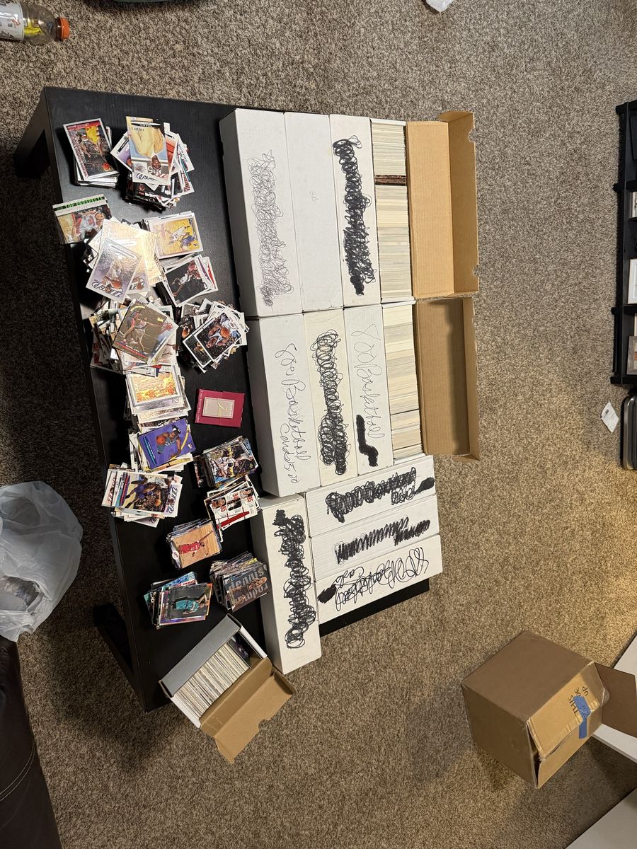 1,000’s of Sports Cards Mostly Basketball SEE DESCRIPTION
