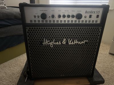 Hughes & Kettner Basskick515 200 Watt