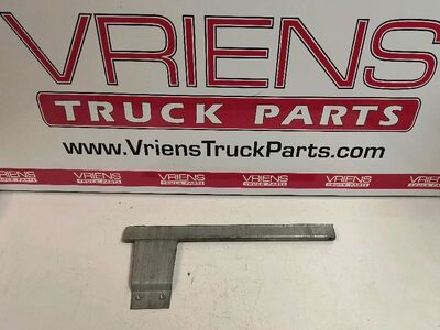 R70-6012 CHANNEL-WINDOW LIFT 379E CRS LH
NO RUBBER FOR CHANNEL