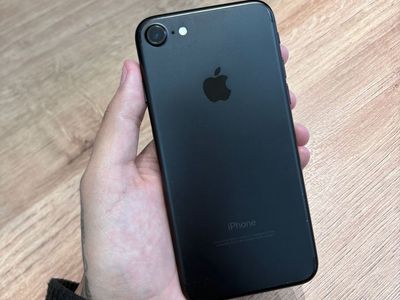 IPHONE 7 256GB - Unlocked