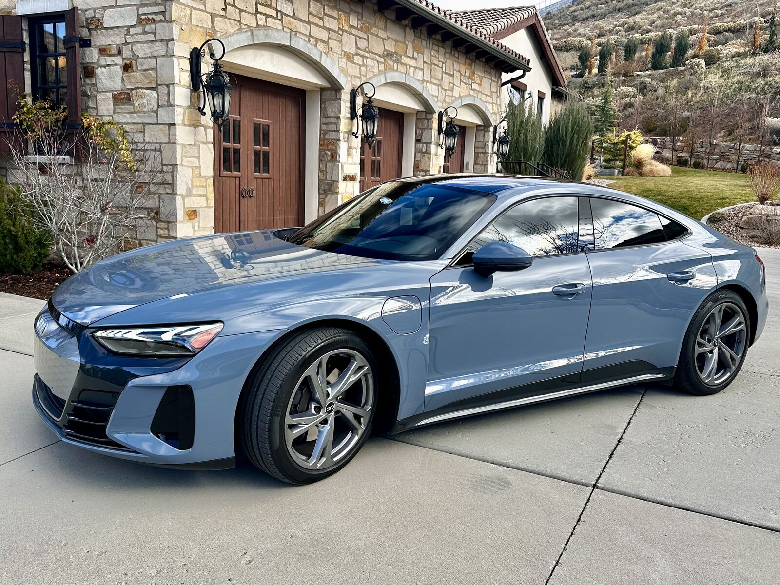 2022 Audi e-tron GT quattro Premium Plus