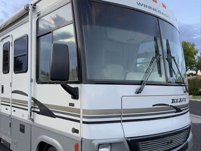 2004 Winnebago Brave 32V