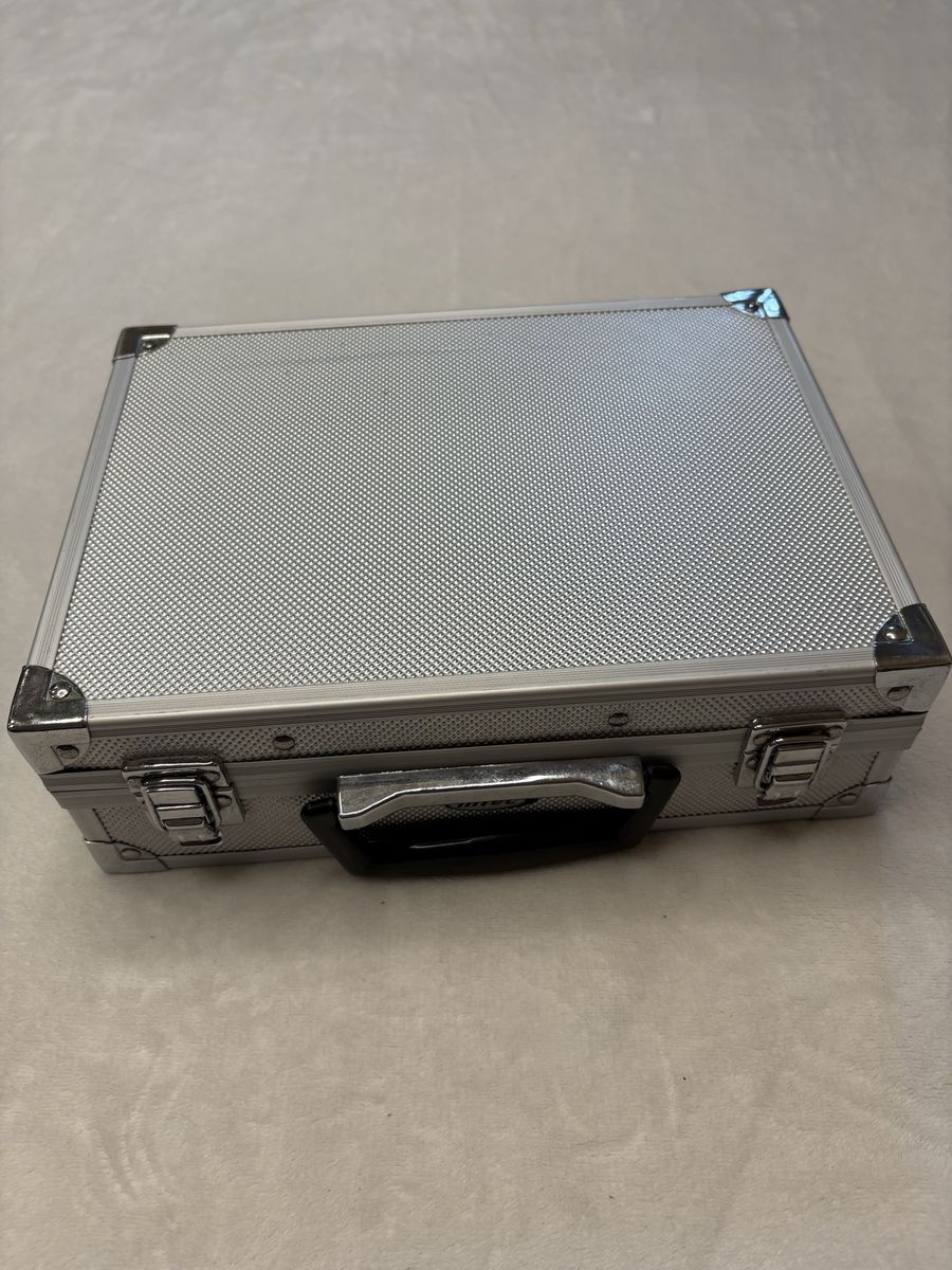 Main image 10