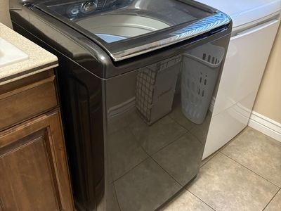 Samsung activewash Steam SmartCare VRT Plus Top Load Washer Black Stainless Steel