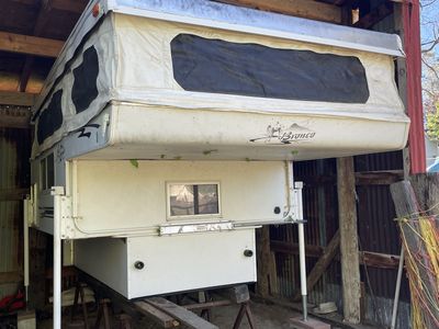 2007 Bronco Palomino pop up camper
