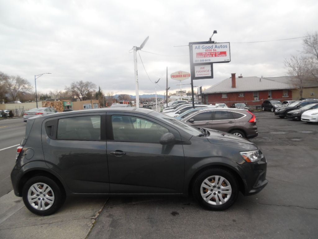 2020 Chevrolet Sonic LT