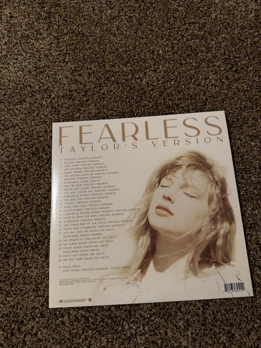 Taylor Swift record album vinyl 