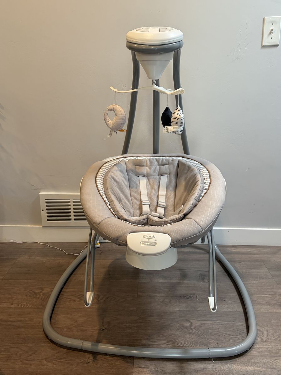 Graco DuetConnect Deluxe Baby Swing