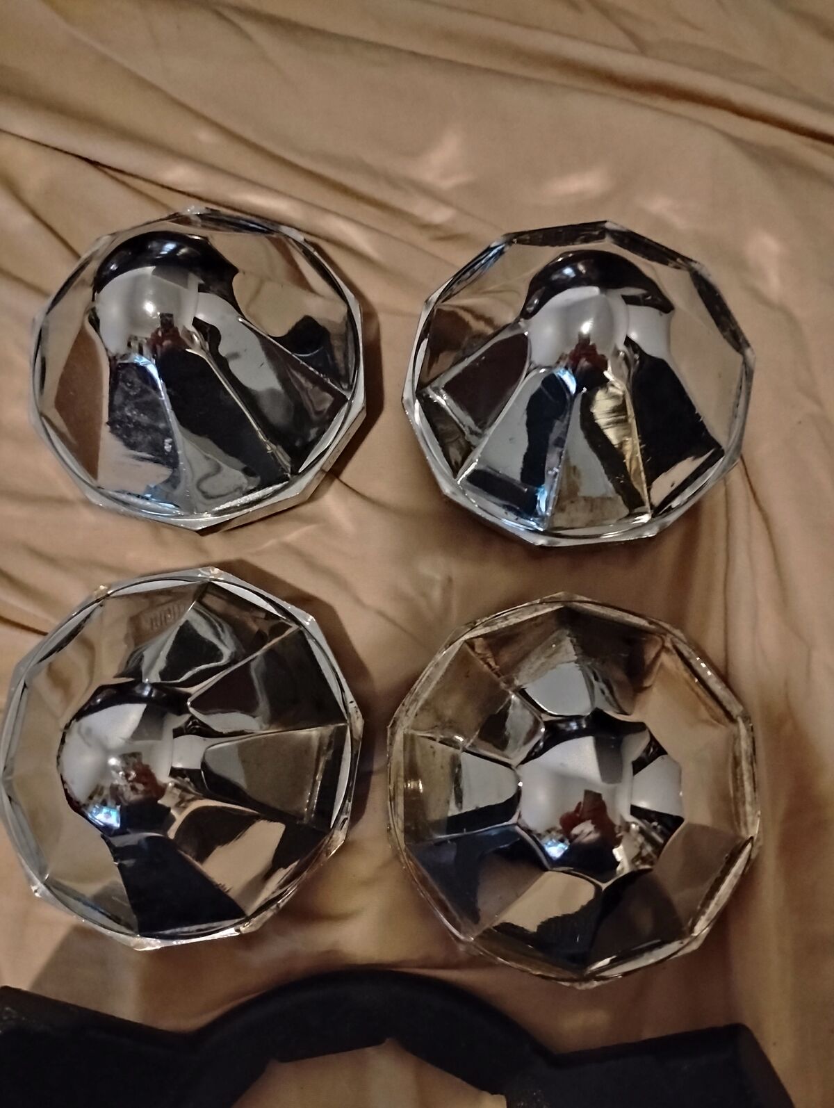 Used lowrider wire wheel knockoffs