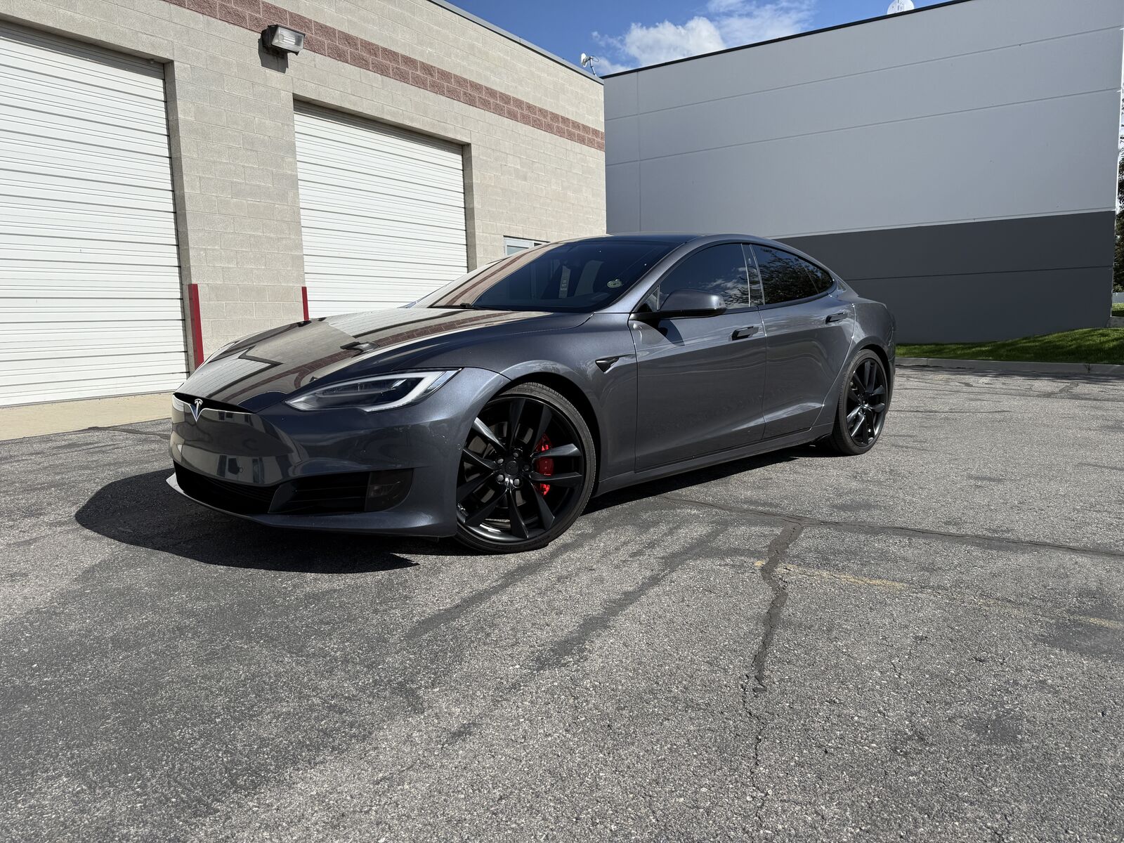 Tesla and EV Maintenance, Repair, Diagnosis